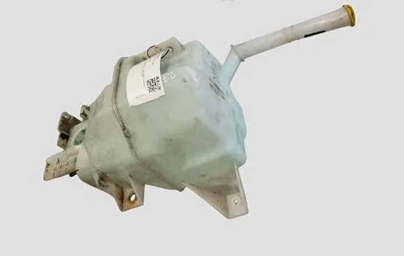 Mazda 6 Windshield washer fluid reservoir/tank 860142772 E13010170 GS1D67480