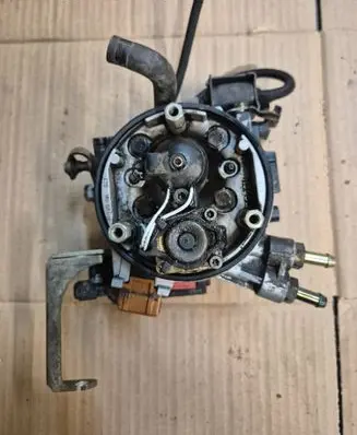 Volkswagen Golf II MONO injection 051133015Q 0438201047 0438201135