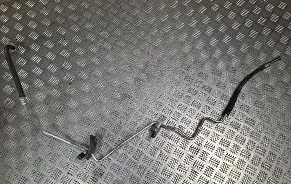 Mercedes-Benz E W211 Air conditioning (A/C) pipe/hose A2118350098