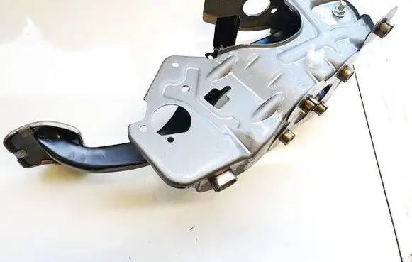 Renault Austral Brake pedal 20037660