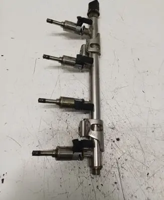 Fuel injectors set