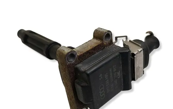 Audi A8 S8 D2 4D High voltage ignition coil 077905105 0040100012 2043590003