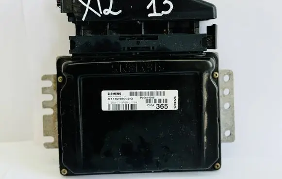 Volvo S40, V40 Engine control unit/module S118245002G P30614365