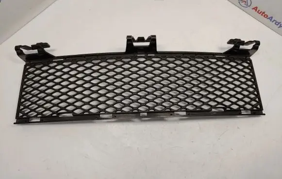 BMW 6 E63 E64 Front bumper lower grill 51117008820