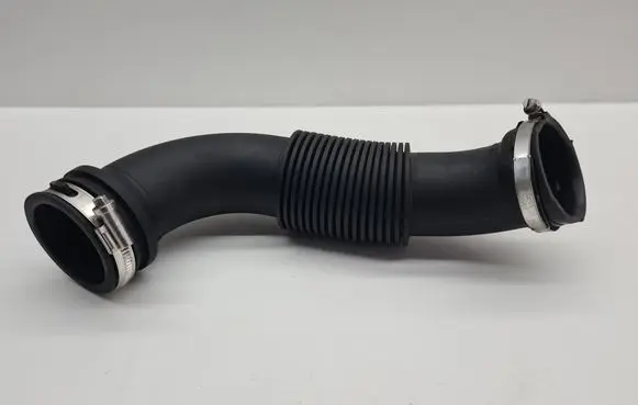 Ford C-MAX II Intercooler hose/pipe 1097281S01