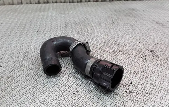 BMW 5 E60 E61 Engine coolant pipe/hose