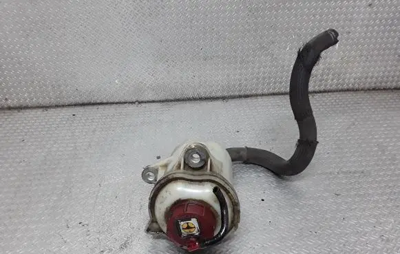 Power steering fluid tank/reservoir