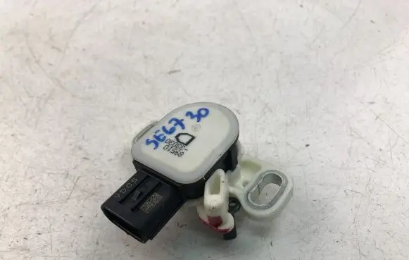 Toyota RAV 4 (XA50) Other control units/modules 8951033030
