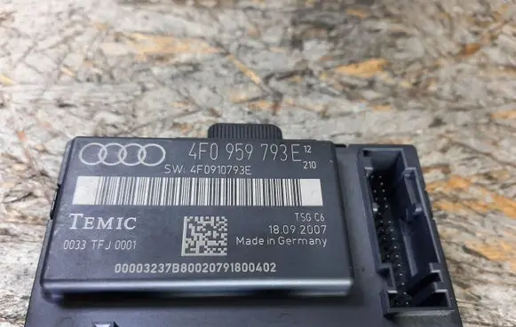 Audi A6 S6 C6 4F Door control unit/module 4F0959793E 4F0910793E