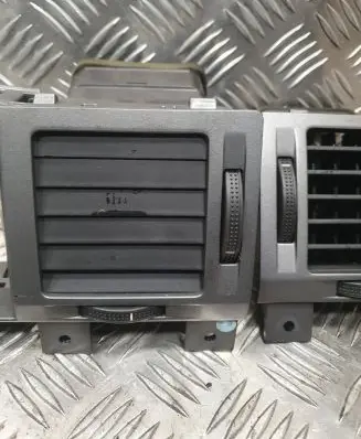 Opel Signum Dash center air vent grill 09177133