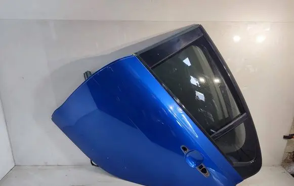 Jaguar XE Rear door