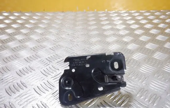Audi TT TTS RS Mk3 8S Engine bonnet/hood lock/latch loop/hook 8S0823186C