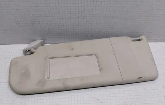 Volkswagen PASSAT B5.5 Sun visor 6X0857551