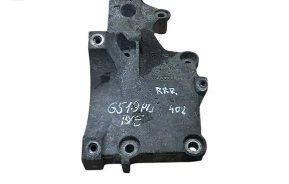 Volkswagen Golf IV Engine mounting bracket R038903143 R038903143AF