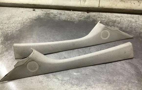 Mercedes-Benz B W245 (A) pillar trim A1696903225