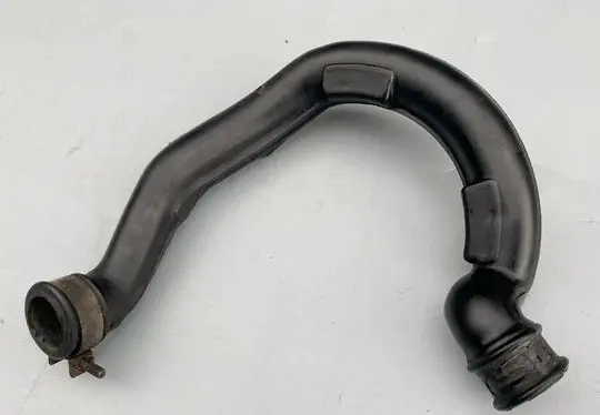 Mercedes-Benz W123 Breather hose/pipe 1100942782