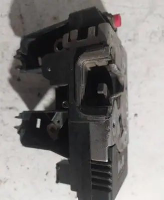 Opel Zafira A Rear door lock 24414134