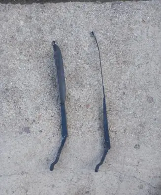 Honda Civic Front wiper blade arm