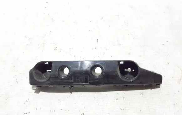Nissan Pulsar Front bumper mounting bracket 622253ZL0A