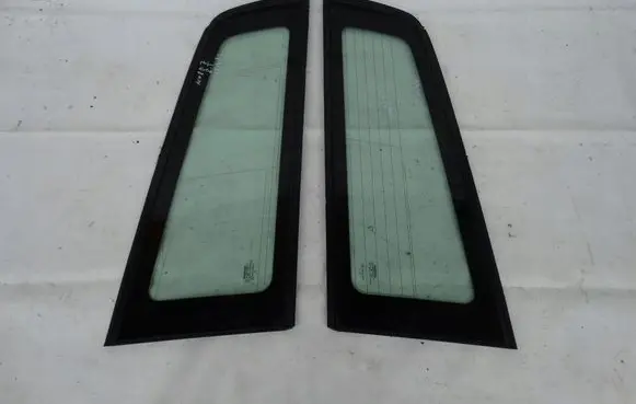 Honda Accord Front triangle window/glass 