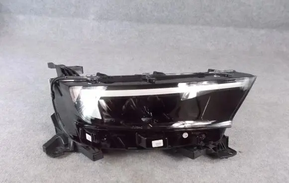 Opel Mokka B Headlight/headlamp 9834007980
