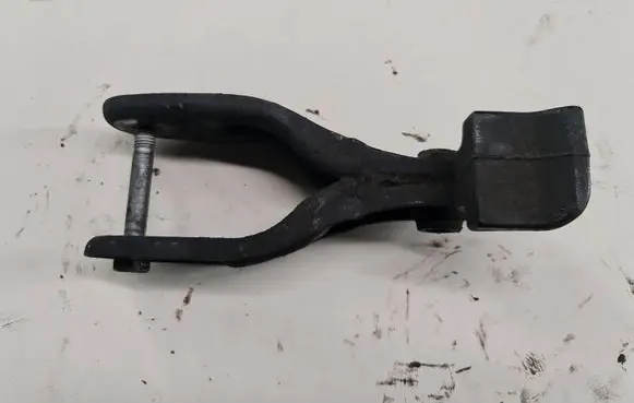 Peugeot 407 Gearbox mounting bracket A000500