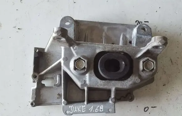 Nissan Juke I F15 Engine mount bracket 