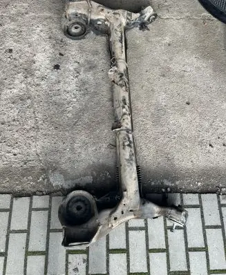Citroen DS5 Rear axle beam 