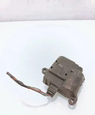 Peugeot Partner Air flap motor/actuator 030553W