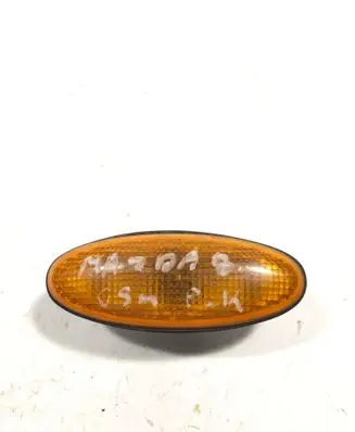 Mazda BT-50 Front fender indicator light 0464859 E2013141