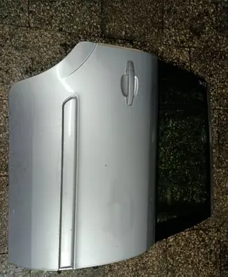 Opel Zafira B Rear door