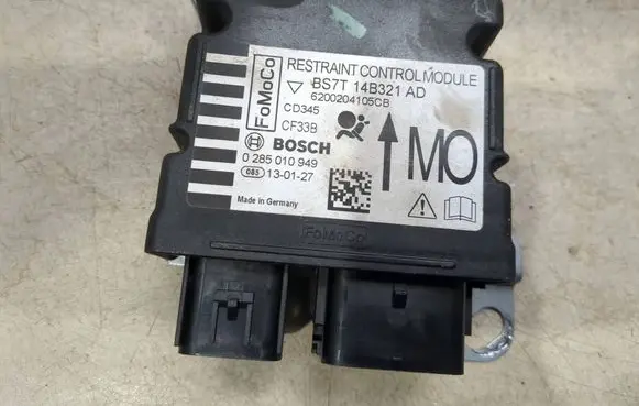 Ford Mondeo MK IV Airbag control unit/module BS7T14B321AD 0285010949 6200204105CB