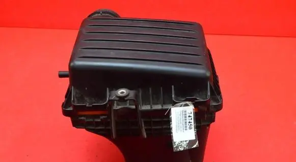 Dodge Magnum Air filter box 04591867AC