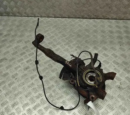 Toyota Hilux (AN10, AN20, AN30) Front wheel hub 432120K030