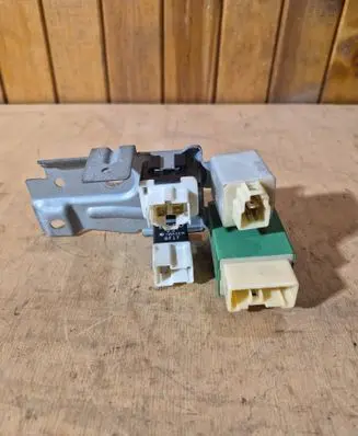 Mazda 323 Other relay 