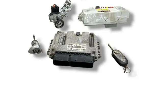 Alfa Romeo Giulietta Engine ECU kit and lock set 0281017785 484280SCM 51902994
