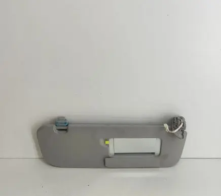 Sun visor