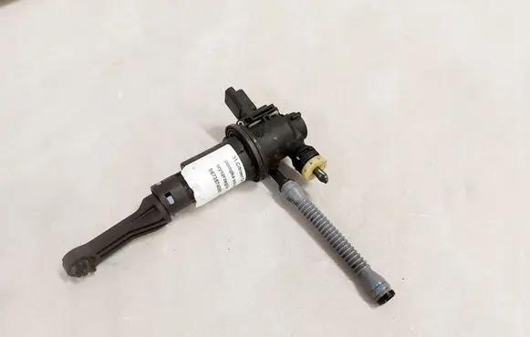 Citroen C4 II Clutch slave cylinder 9673574080