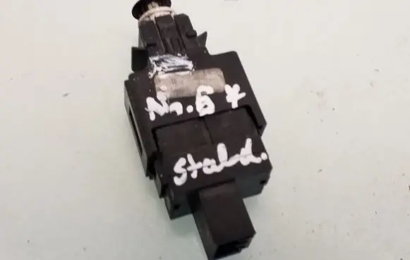 Brake pedal sensor switch