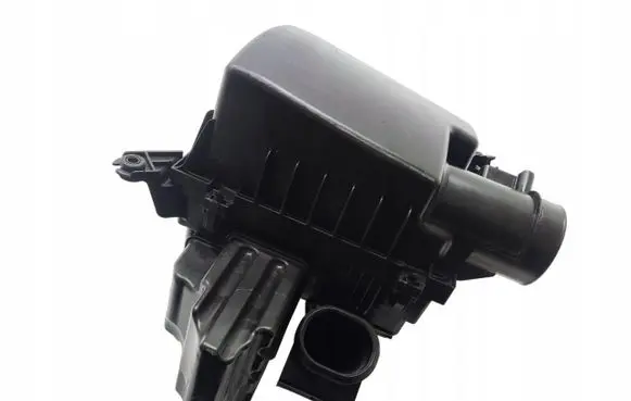 Nissan Navara D23 Air filter box 4JA1A
