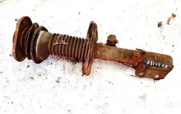 Toyota Avensis T250 Front shock absorber/damper