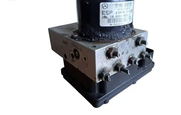Mercedes-Benz C W203 ABS Pump A0345457732 A0054312912