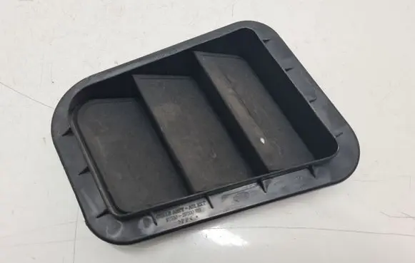 Hyundai i20 (GB IB) Quarter panel pressure vent 975102F200