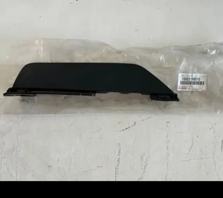Toyota Land Cruiser (J150) Front mudguard 76852-60010