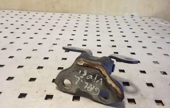 Lexus RX 330 - 350 - 400H Rear door upper hinge