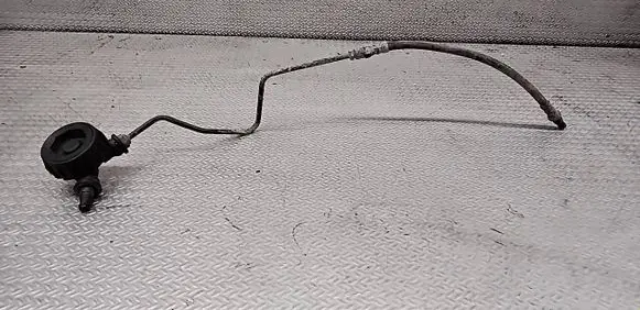 Volkswagen Touran I Clutch pipe/line 