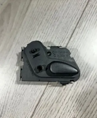 Mercedes-Benz E W211 Seat control switch 2108213751