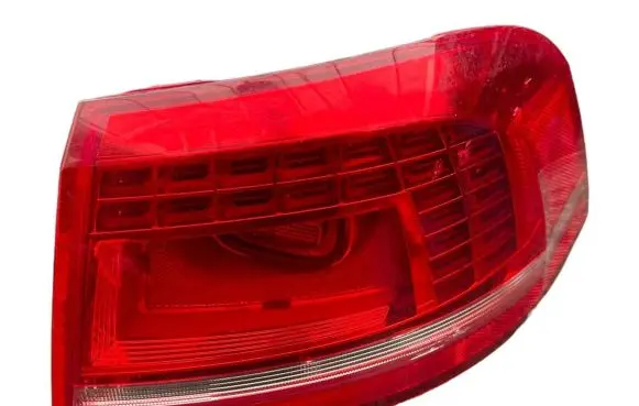 Volkswagen PASSAT B7 Rear/tail lights 3af945208a