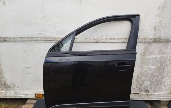 Audi Q7 4M Front door