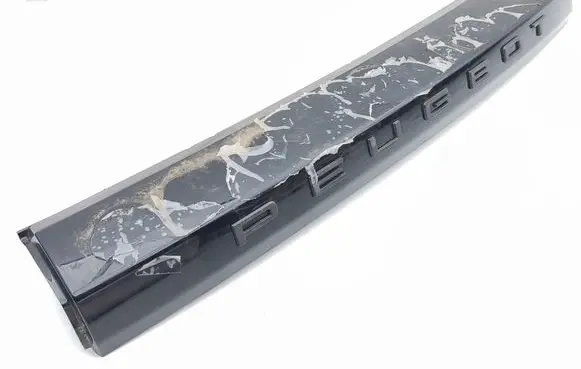 Peugeot 2008 II Tailgate trim 98338259 GE0051241